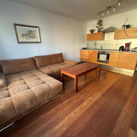 Private Apartment City Of Poznan - Free Parking ภายนอก รูปภาพ