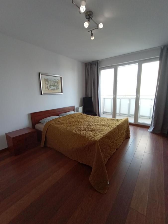Private Apartment City Of Poznan - Free Parking ภายนอก รูปภาพ